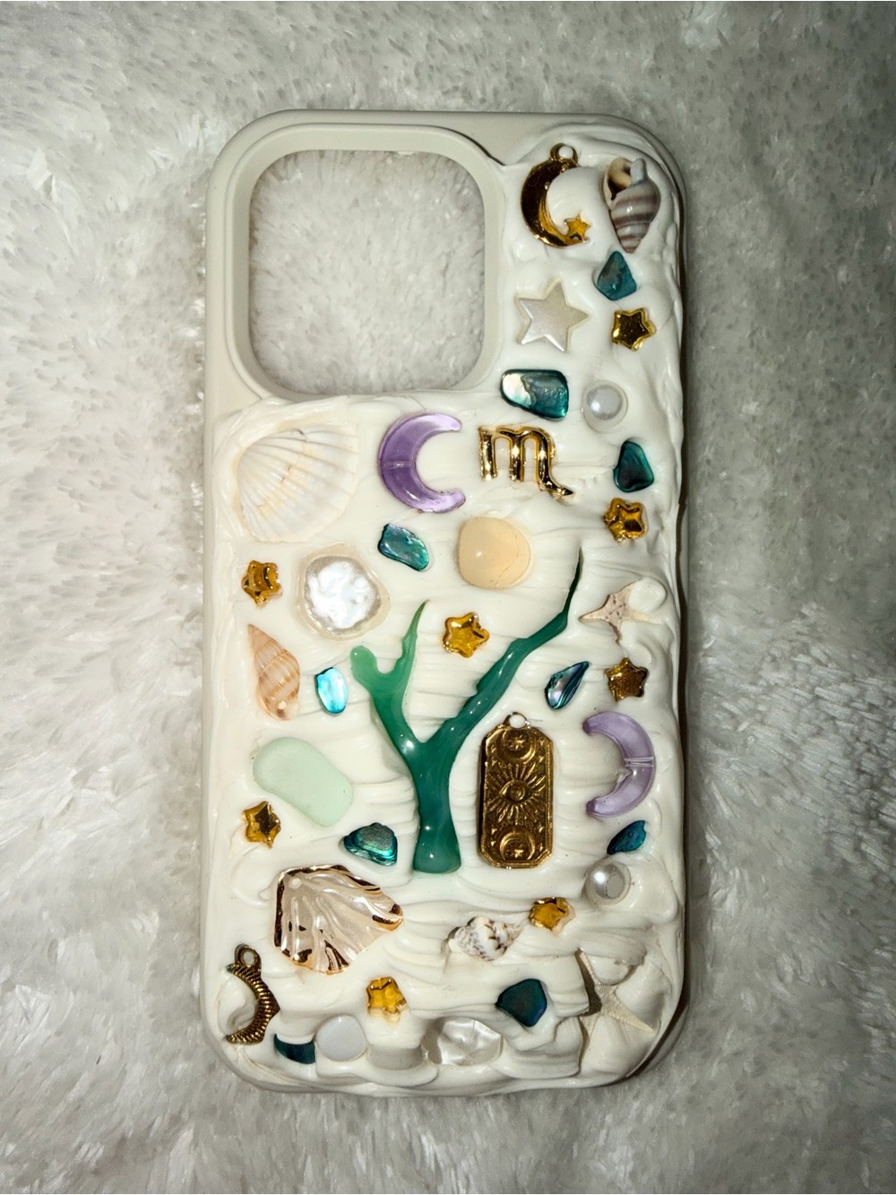 ✨iPhone 14 pro✨ case
